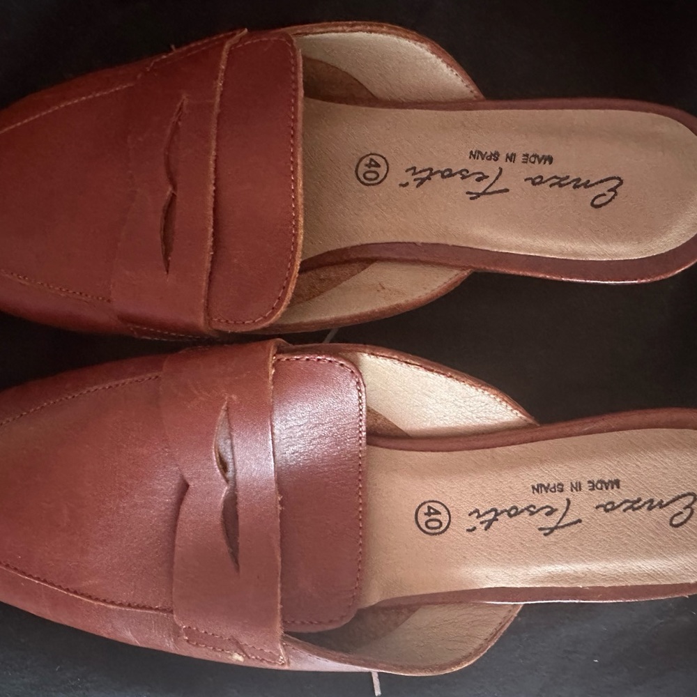 Enzo Tesoti Size 40 Color Rust